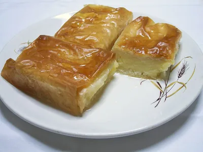 Galaktoboureko (crème au lait en pâte filo)