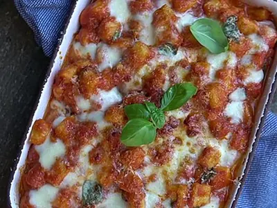 Gnocchis poêlés, tomates cerises et mozzarella