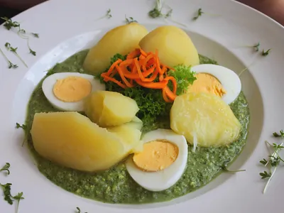 Grüne Soße (sauce verte aux herbes)