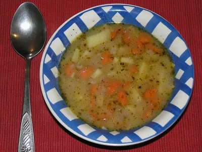 Kartoffelsuppe (soupe de pommes de terre)
