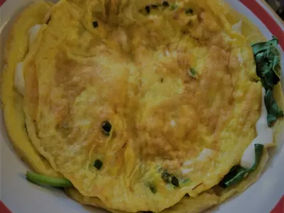 Omelette de blancs d'œufs aux légumes